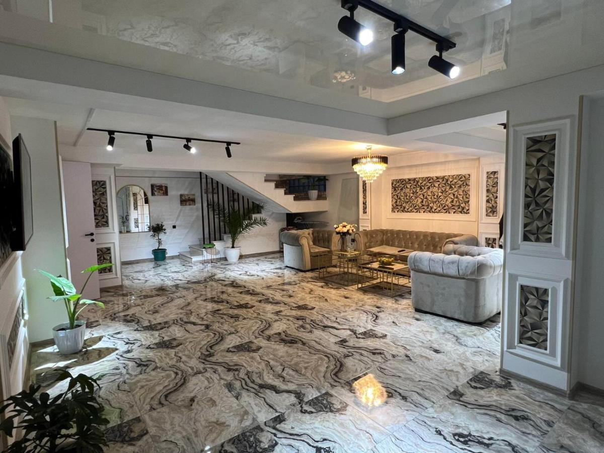 Natali Boutique Hotel Tbilisi Bagian luar foto