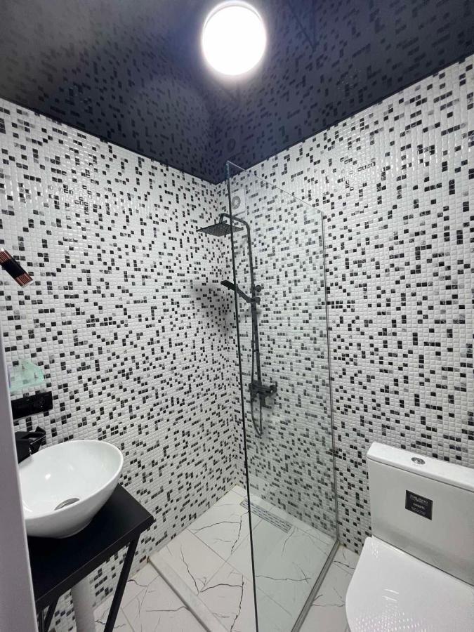 Natali Boutique Hotel Tbilisi Bagian luar foto